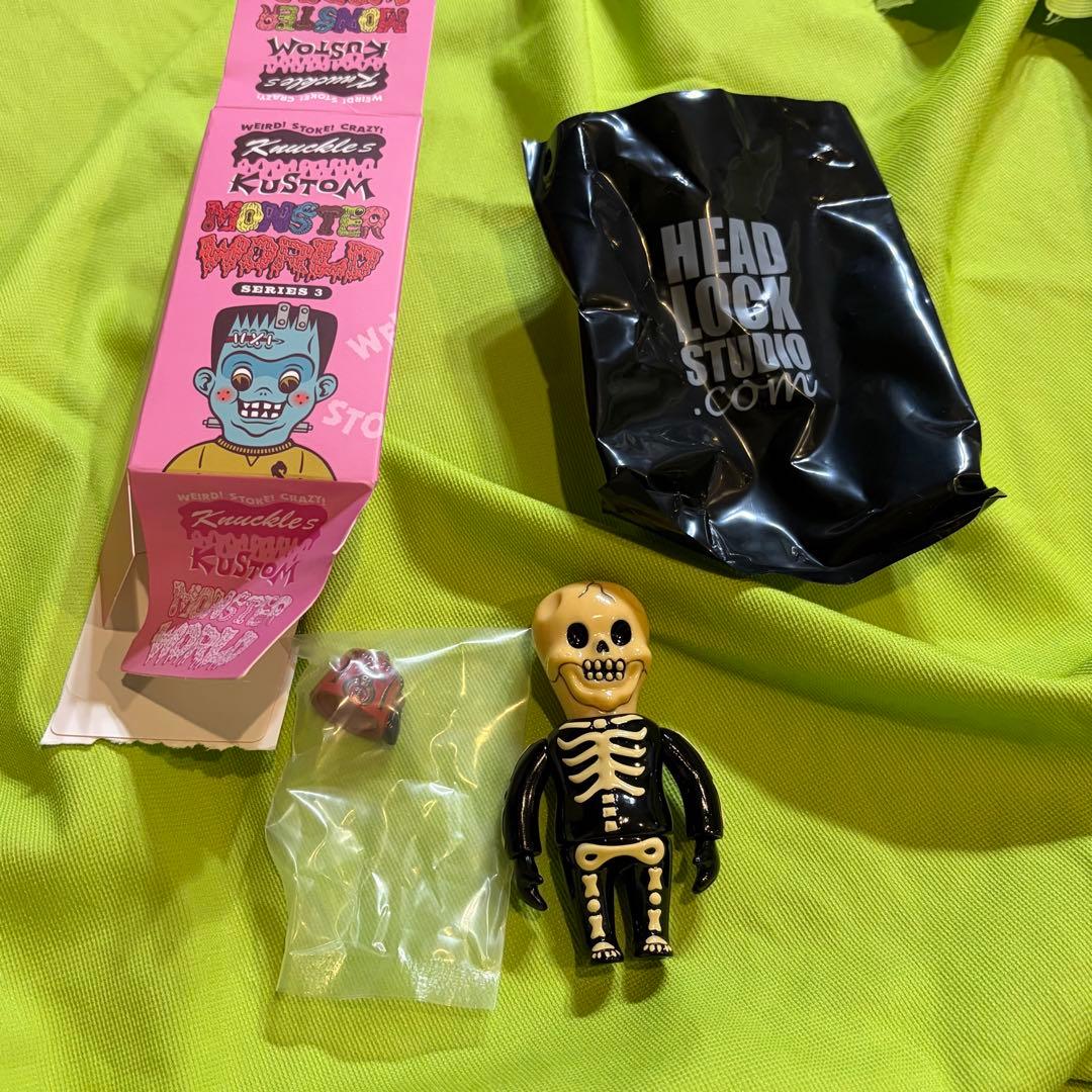 ヘッドロックスタジオ KUSTOM MONSTER WORLD series