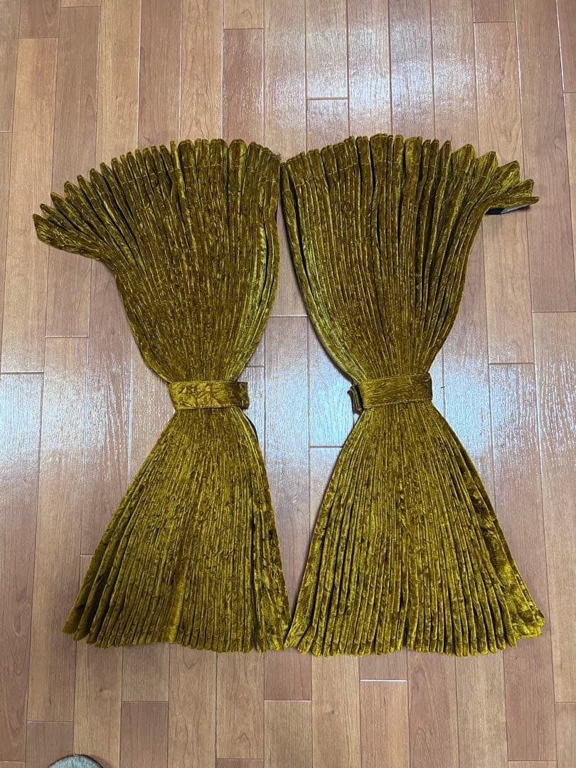 チンチラ　ゴールド　仮眠カーテン　カーテン　遮光　裏地