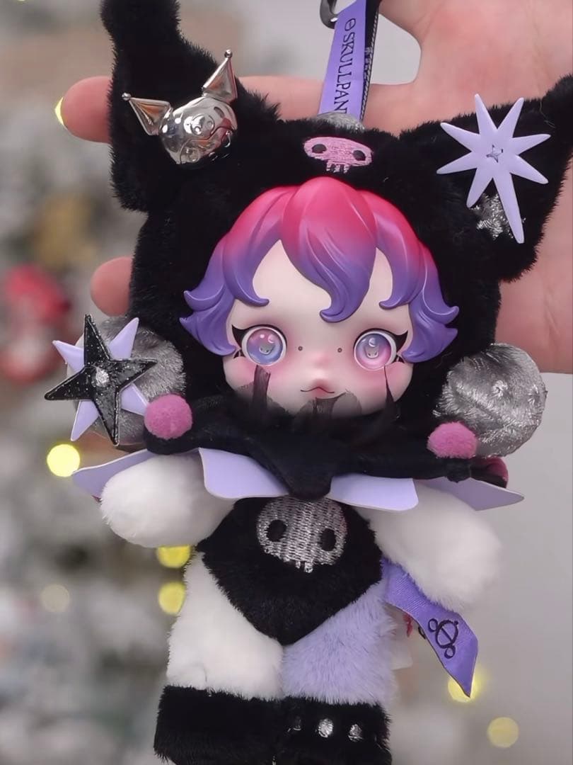 SKULLPANDA × KUROMI Plush ぬいぐるみペンダント クロミ - メルカリ