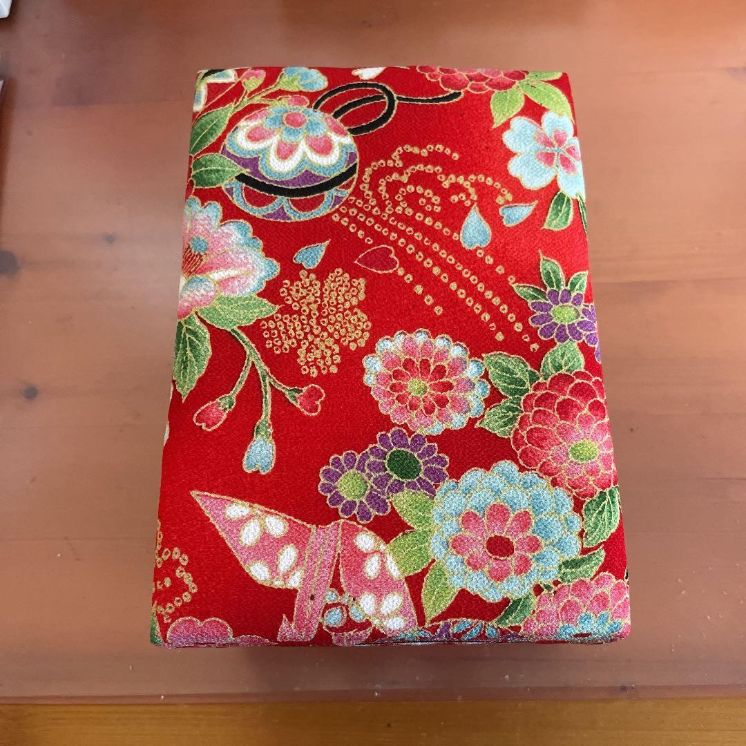 ちりめんの裁縫箱