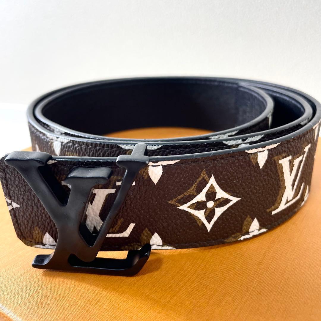 ルイヴィトン LVシェイプ　モノグラム　ベルト　メンズ　MP241 リバーシブル
