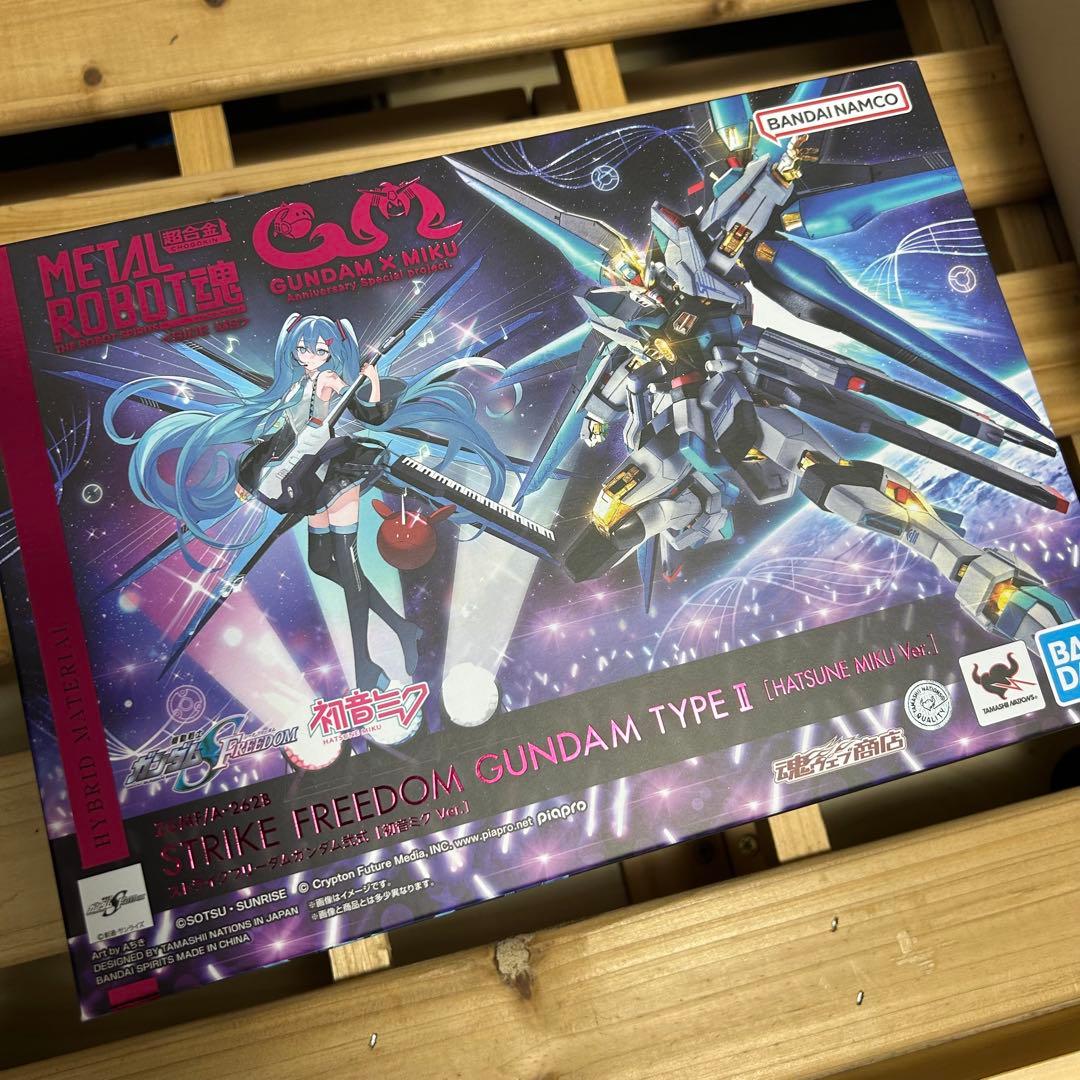 メタルロボット魂　ストライクフリーダムガンダム弐式　ミクver