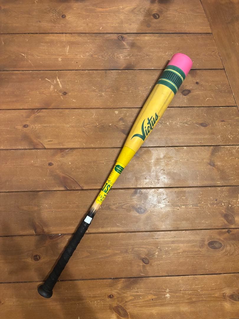 最終値下げ！！！ヴィクタス(victus)少年軟式用バッド　ペンシルバット Victus ヴィクタス 少年軟式バット FRP製 トップバランス ペンシル