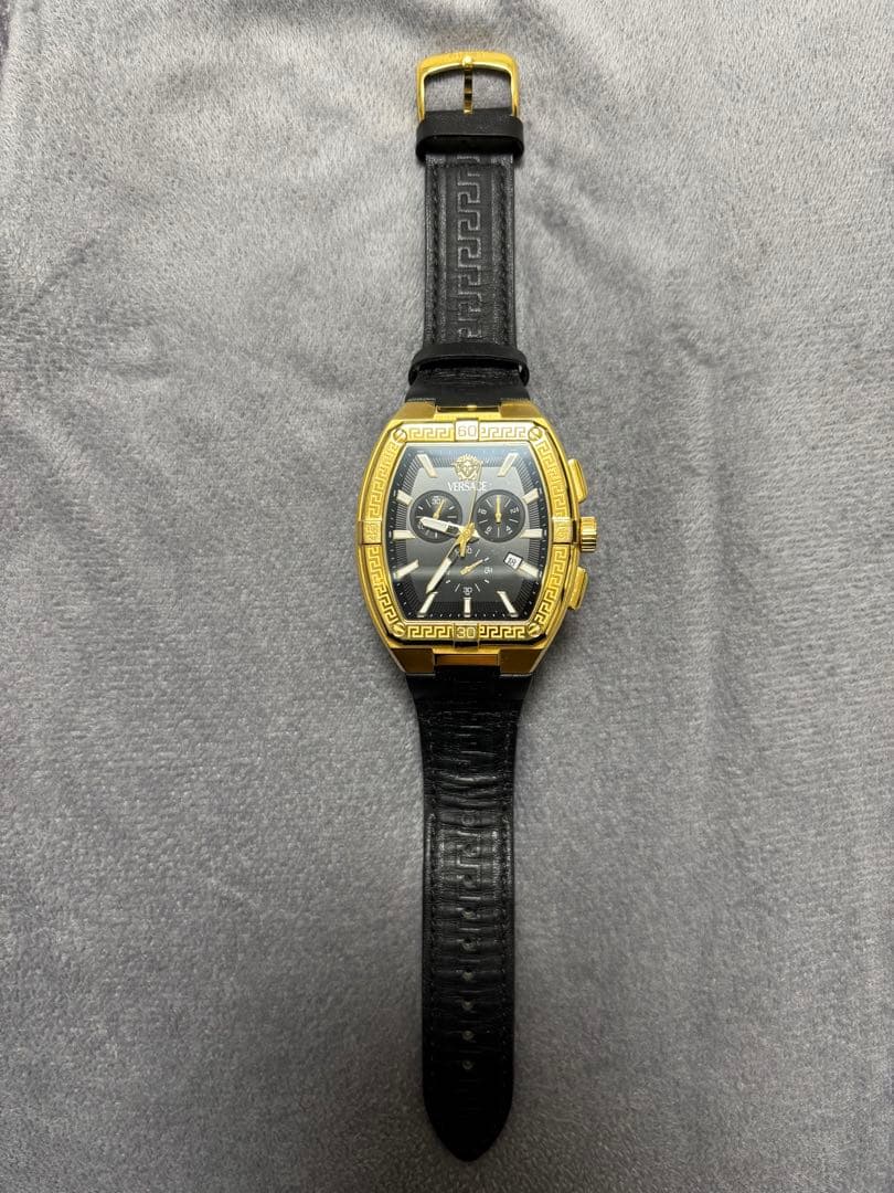 VERSACE クロノグラフ 時計 ゴールド/ブラック