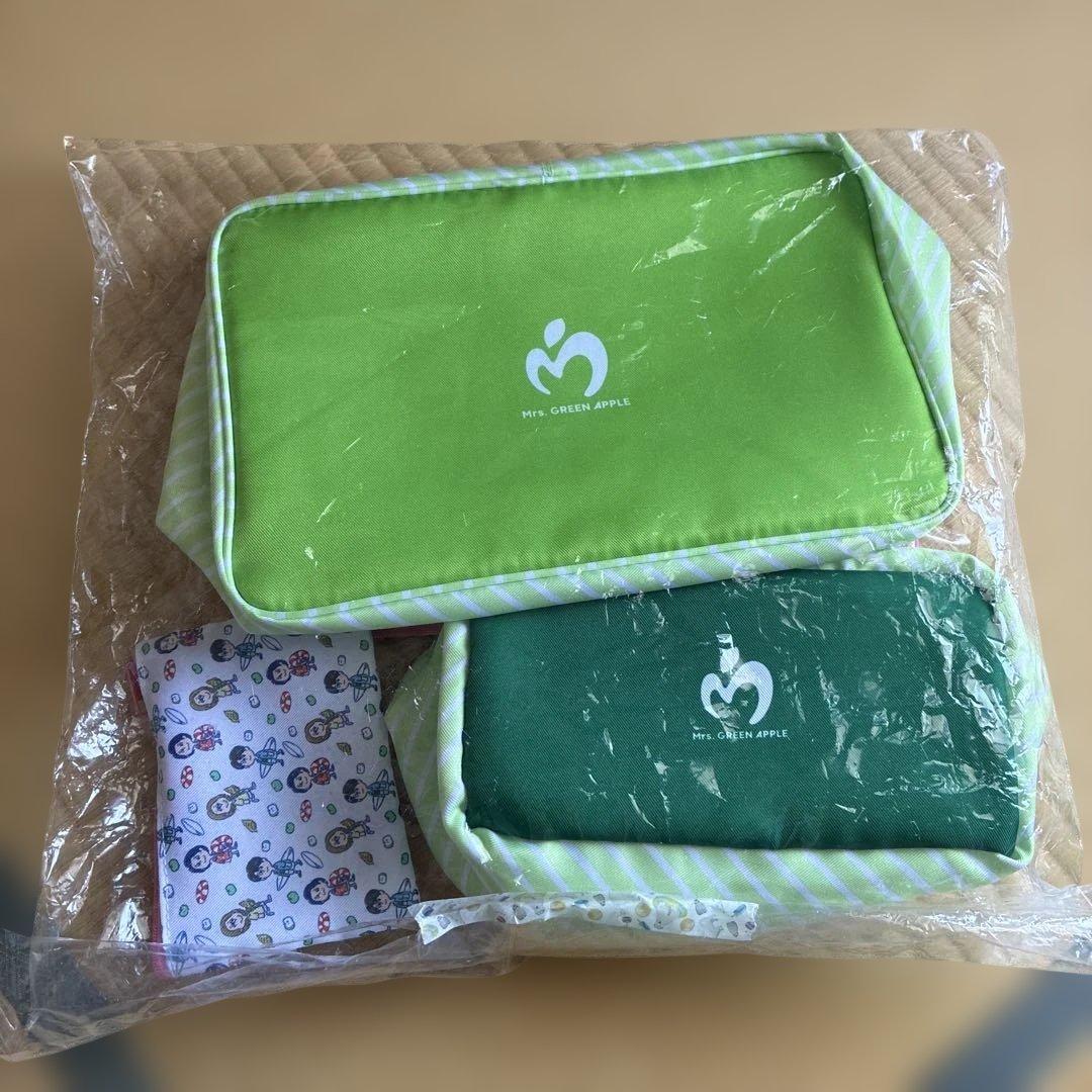 Mrs. GREEN APPLE ポーチセット - メルカリ