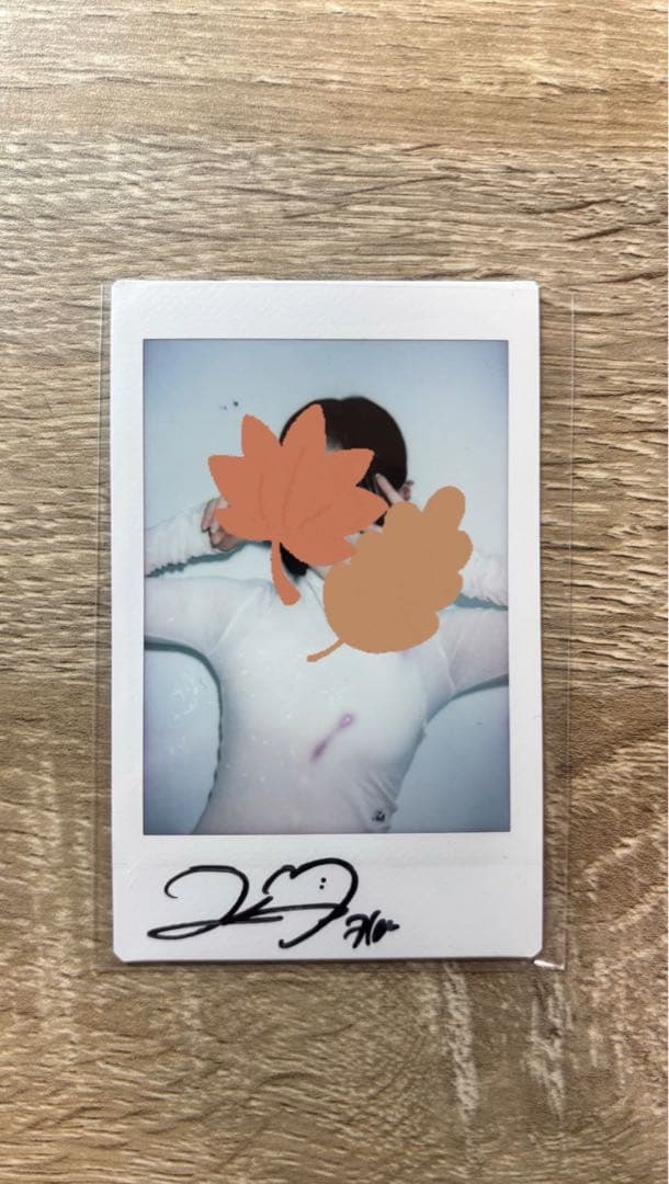 tripleS サイン会 特典 サイン入り ポラロイド チェキ カエデ