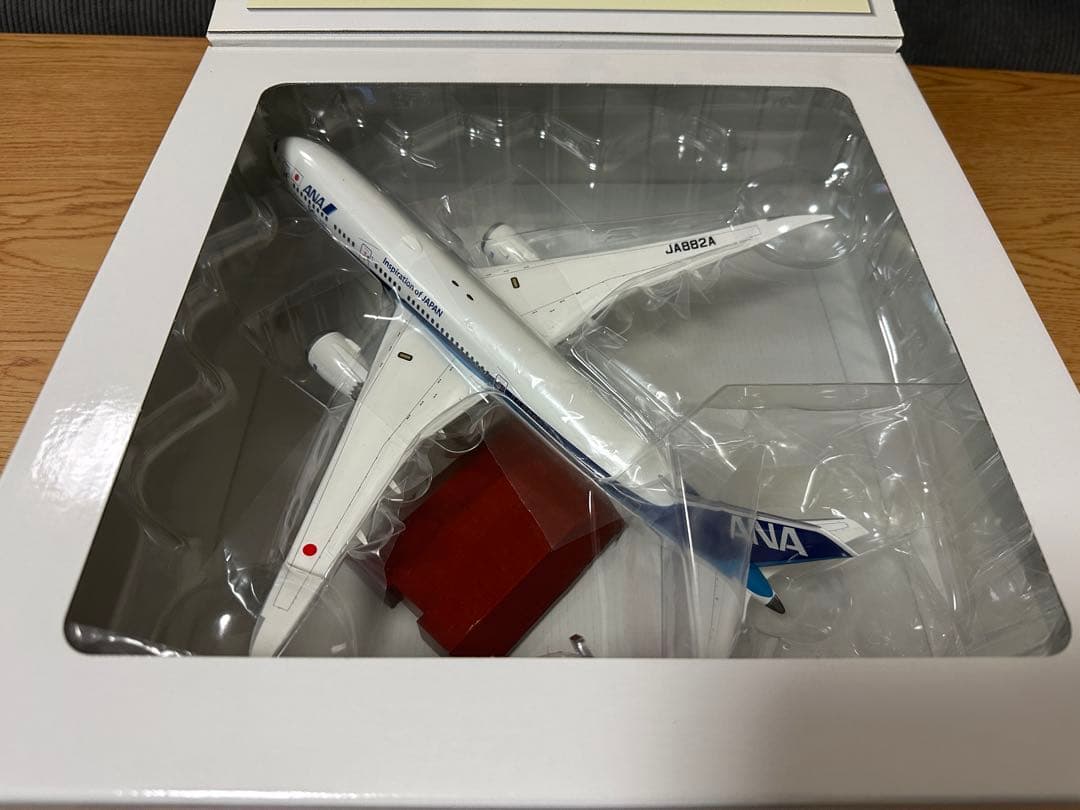 早い者勝ち即発送 ANA 1/200 NH20111 B787-9 JA882A 商品に興味をお