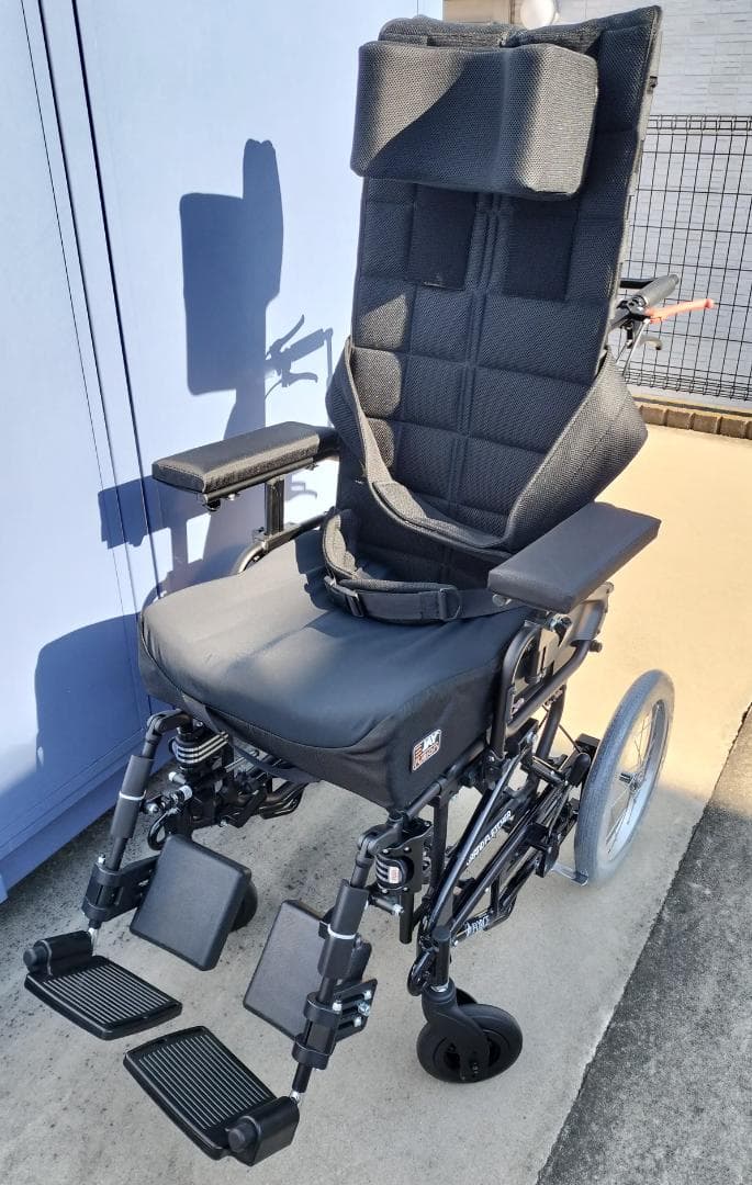 ミキ　車椅子　グランドフリッチャー　ＪＡＹ　ＦＵＳＩＯＮクッション付き　中古車