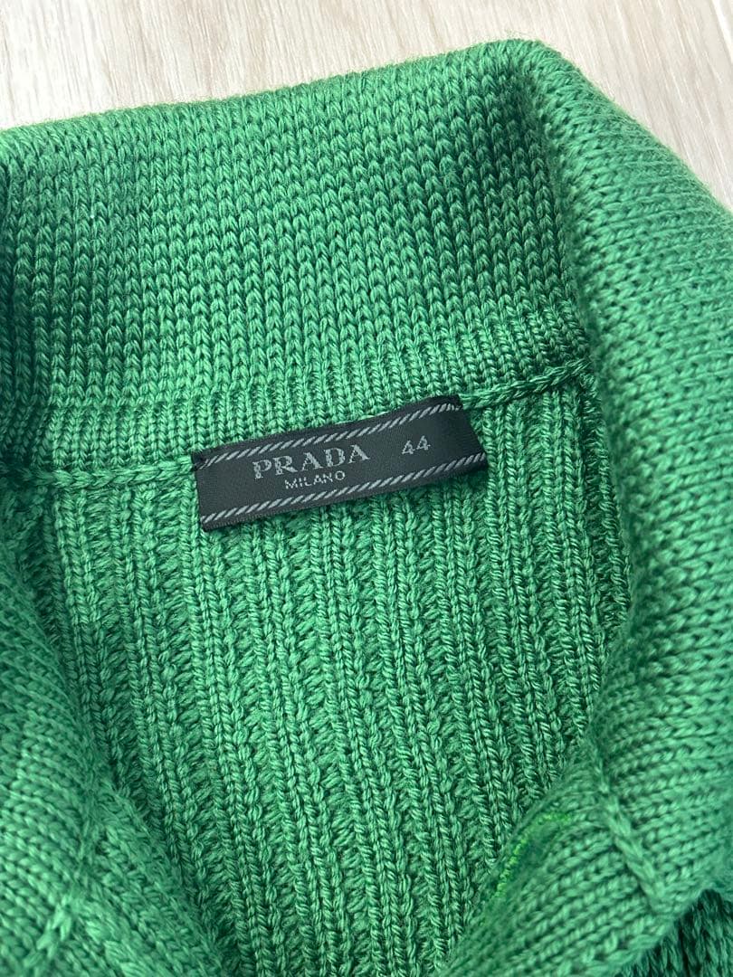 PRADA バージンウールカーディガン セーター - メルカリ