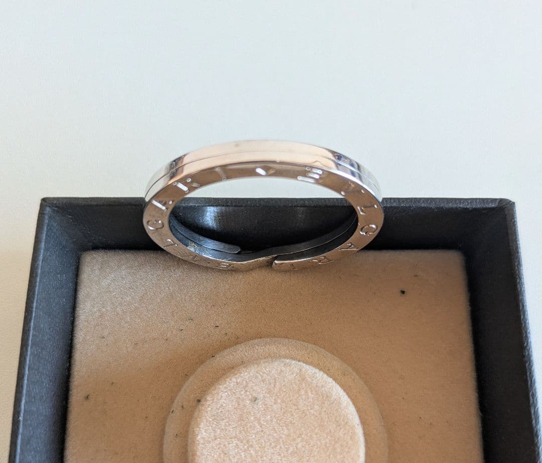 BVLGARI シルバー ロゴリング - メルカリ