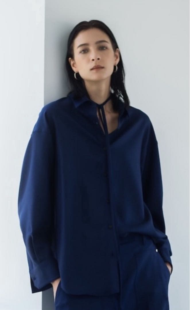 ebure ウールサキソニー リボンタイシャツ 38 ネイビー