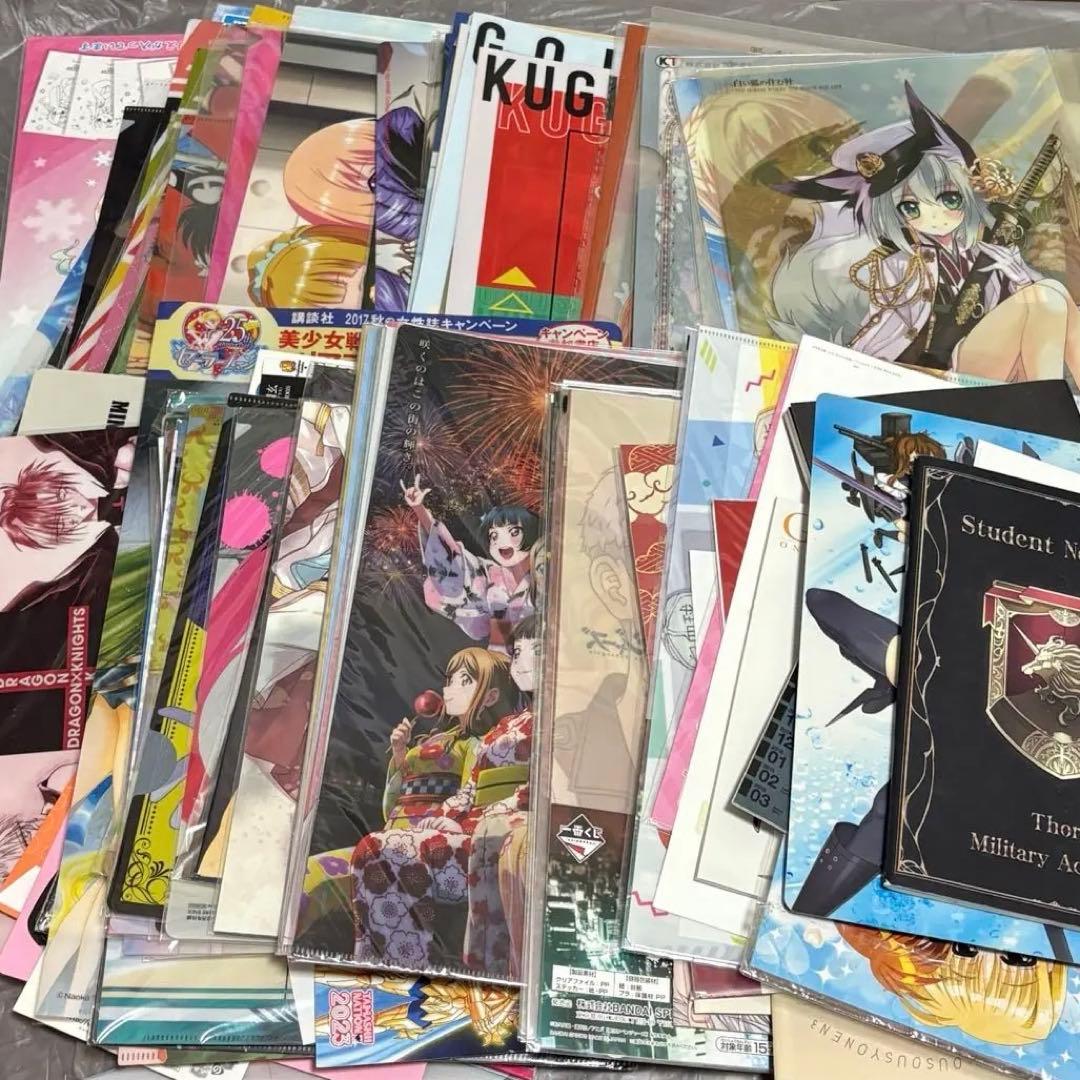 約130点 紙物 アニメグッズ まとめ売り Anime まとめ ノンジャンル