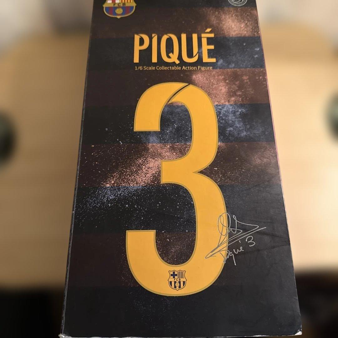 ZCWO 1:6 FCバルセロナ ジェラール・ピケ(Gerard Pique) ジェラール・ピケが語るビジネス、政治、そして家族のこと | クーリエ
