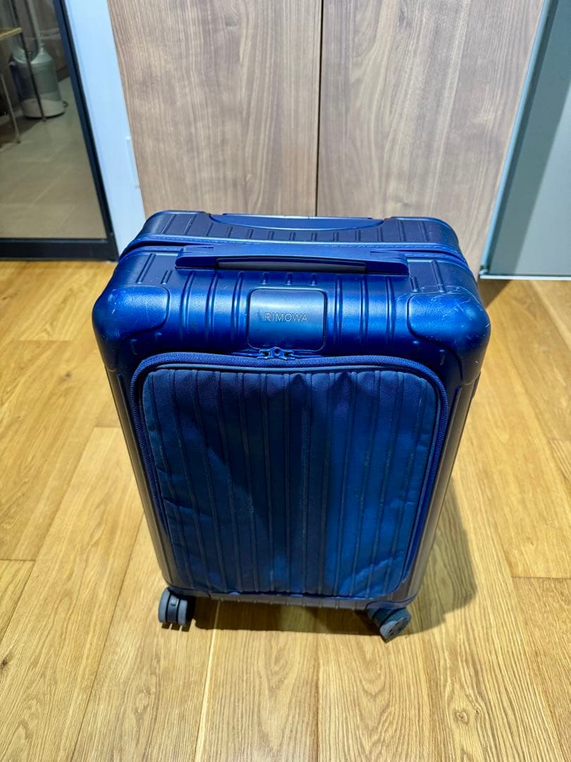 RIMOWA ESSENTIAL SLEEVE キャビン　プラス　ネイビー リモワ エッセンシャルスリーブ 842.52.61.4 キャビンS 33L マット