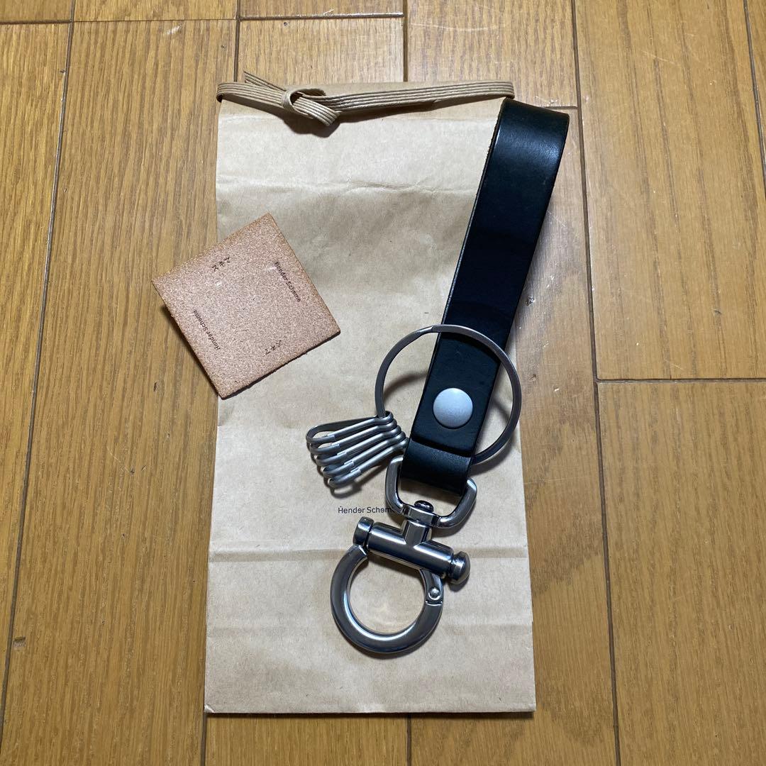 小物 Hender Scheme karabiner