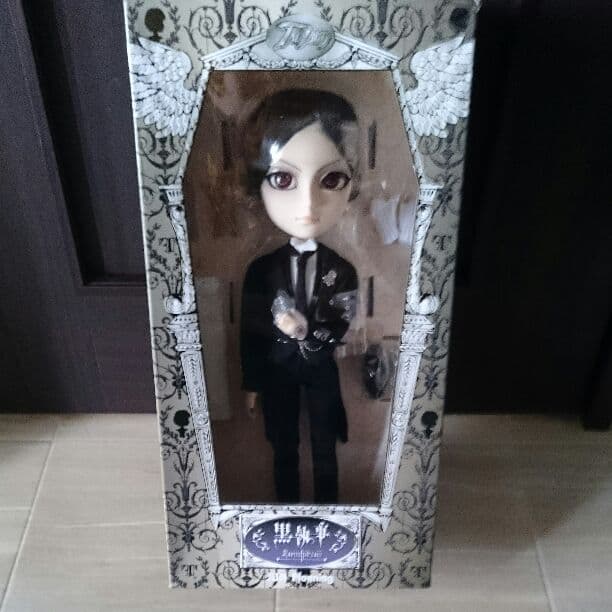 テヤン  黒執事 セバスです Amazon.co.jp: TAEYANG 黒執事・Sebestian (セバスチャン)家庭教師Ver