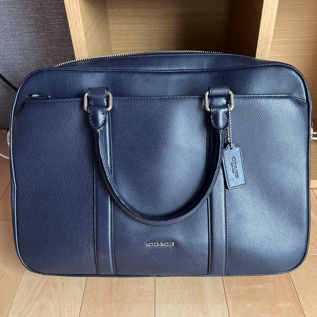 【よっしぃ】COACH ネイビー ビジネスバッグ