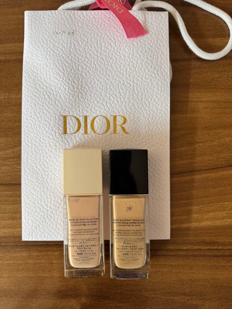 セット　Dior 下地♡リキッド　24時間持続する輝きと保湿効果