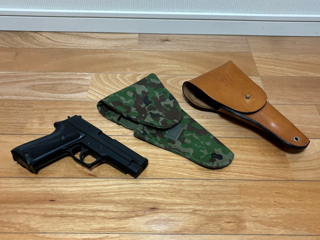 陸上自衛隊 9ｍｍ拳銃用茶革ホルスター 迷彩カバー タナカ 9mm拳銃 ASGK