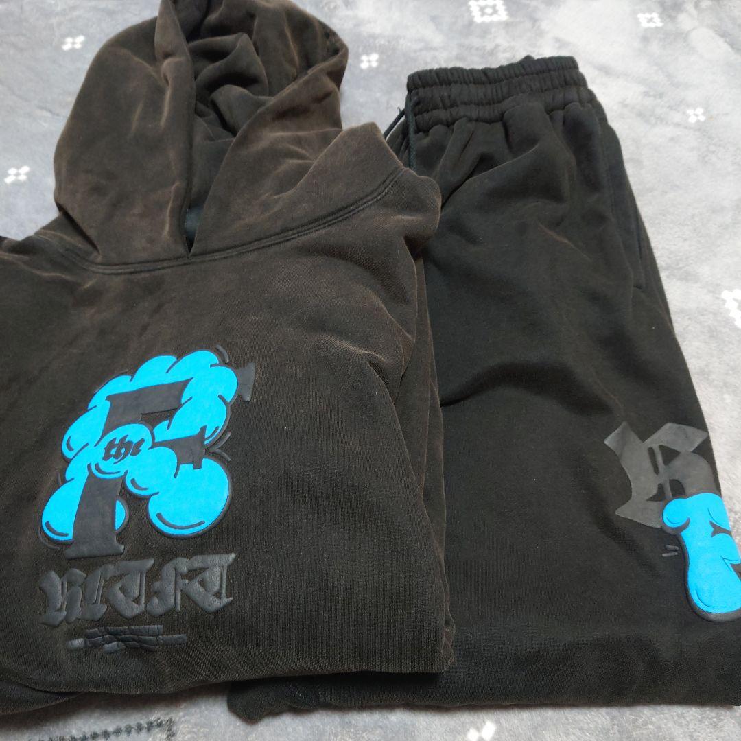 ジャケット・アウター j