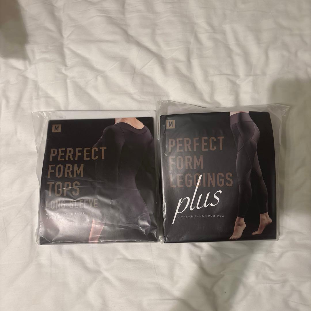 LAVA パーフェクトフォームトップス、レギンス セット　Mサイズ