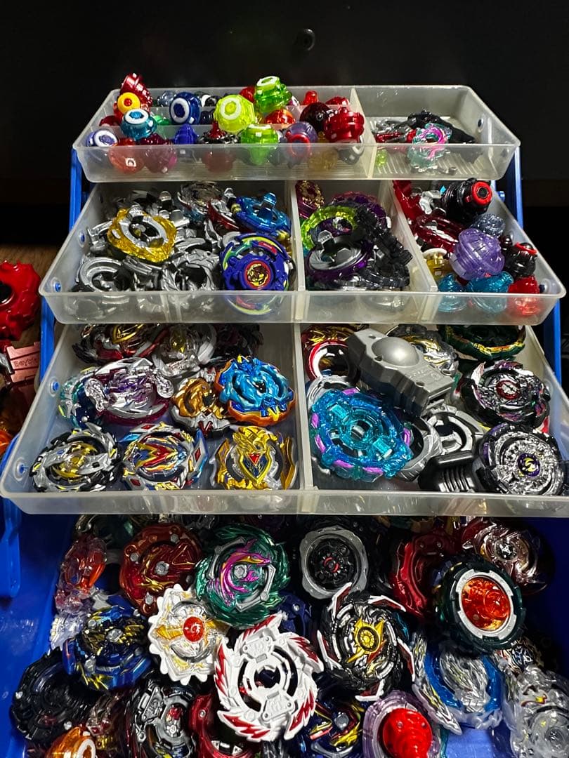 ベイブレードバースト 引退品