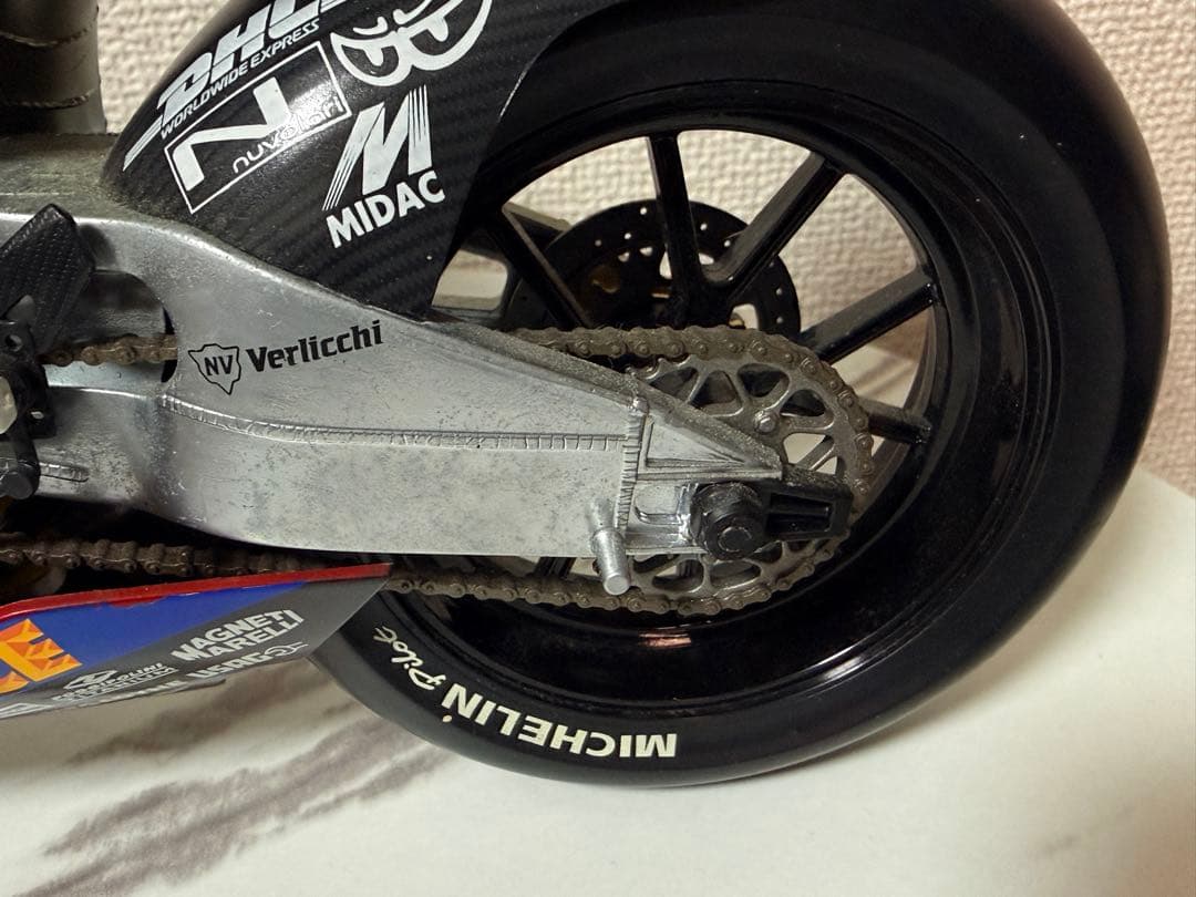 希少・1/6】ドゥカティ Desmosedici GP3 金属製模型 - メルカリ