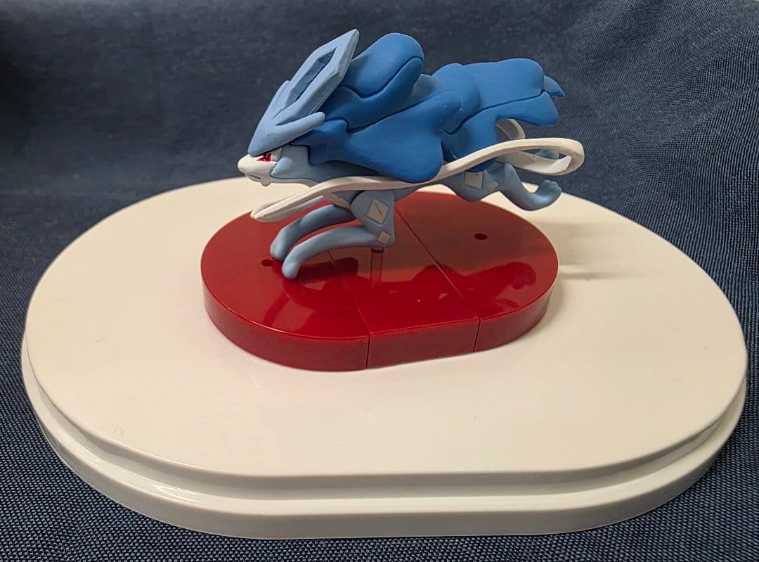 ポケモン フィギュアセット エンテイ ライコウ スイクン　色違い