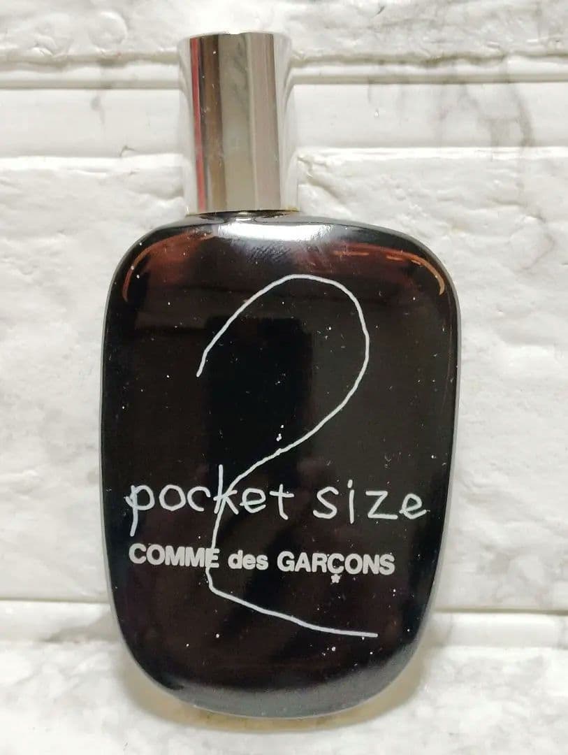 香水　新品　コムデギャルソン　2　ポケット　サイズ　オーデパルファン　25ml