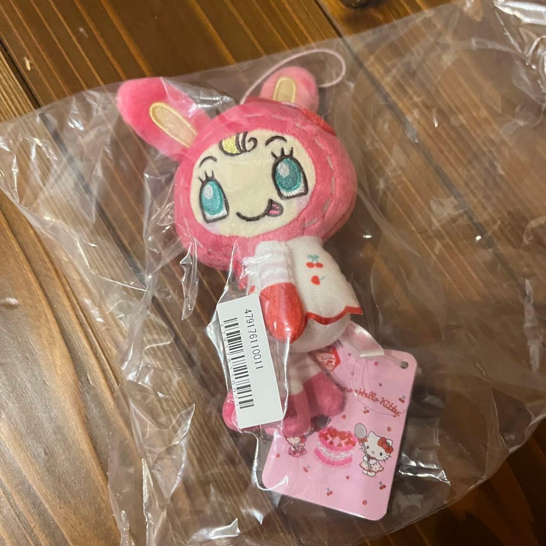 新品・未開封】 ベリエちゃん コラボ商品 ハローキティ メゾピアノ