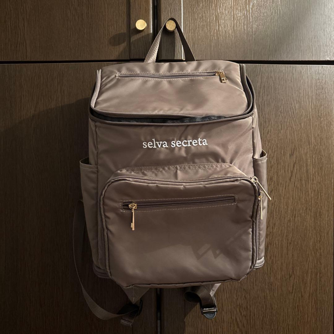 川崎希selva secretaリュクサック
