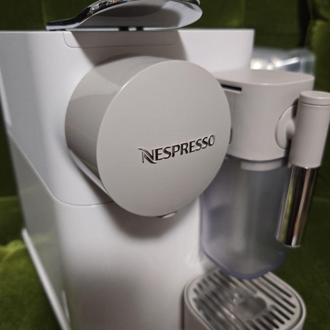 ネスプレッソ ラティシマ・ワン F111WH Amazon | ネスプレッソ カプセル式コーヒーメーカー ラティシマ・ワン