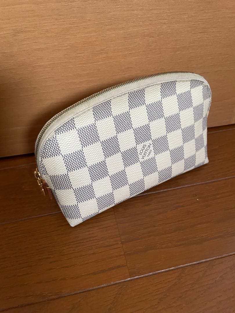 ルイヴィトン化粧ポーチ　アズール