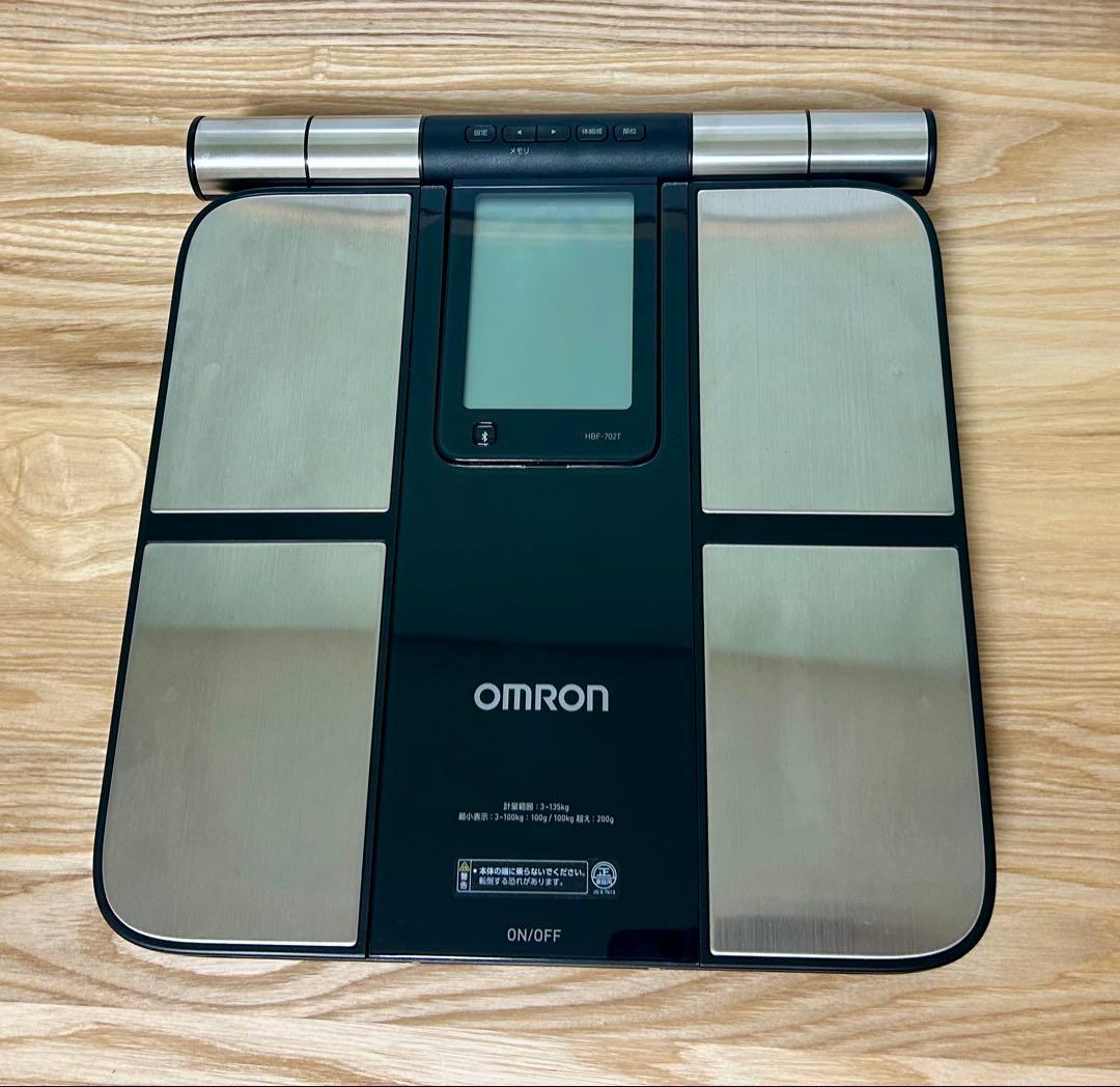 OMRON 体重体組成計 HBF-702T