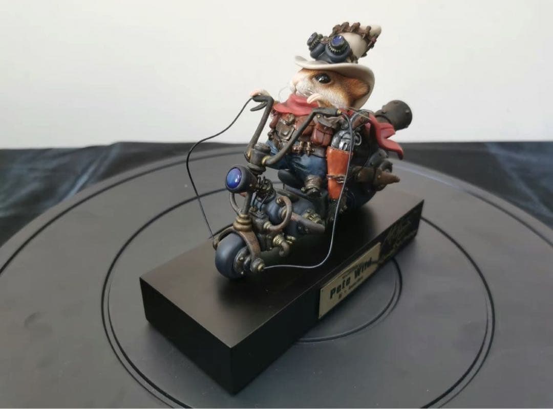 デザイナーズトイ 鎌田光司 ハムスターの機関車 赤版 トレトイフィギュア Picoline Hum | 鎌田光司 | sumart