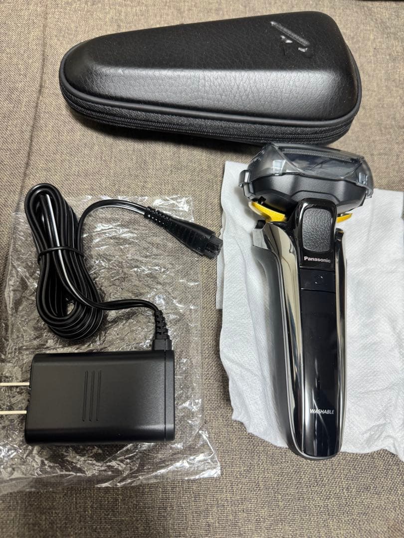 [未使用]パナソニック ラムダッシュ シェーバー 5枚刃 ES-CLV8E-S