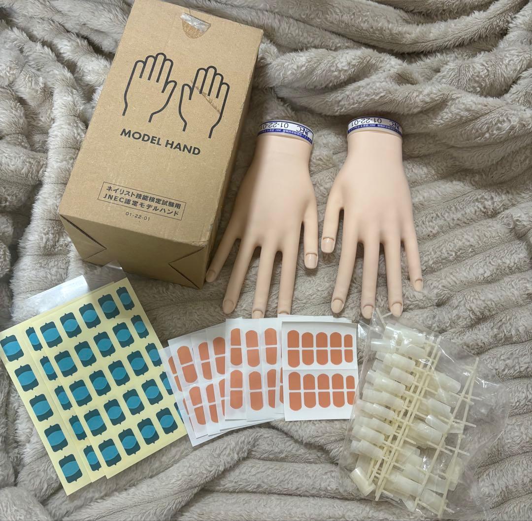 ハンドくん　認定　モデルハンド　シール　キューティクル　チップ