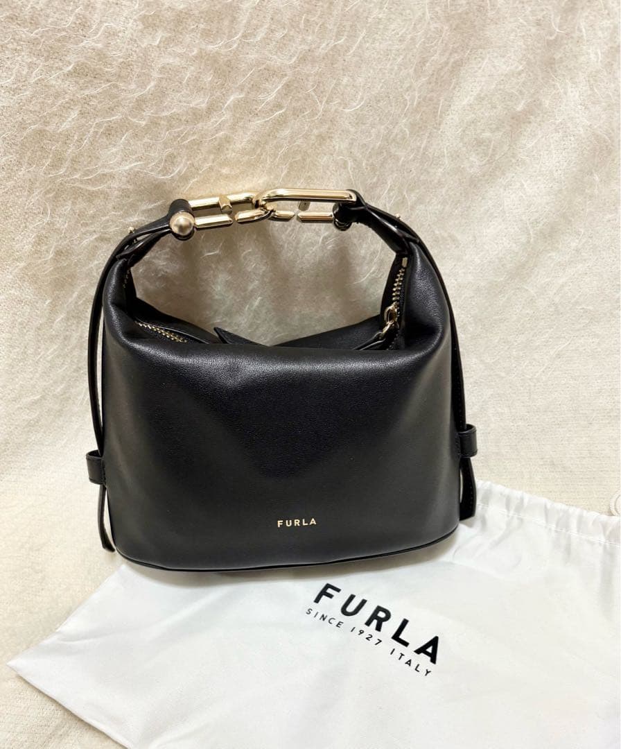 フルラ FURLA NUVOLA ミニバッグ ハンドバッグ　黒 FURLA（フルラ） ハンドバッグ NUVOLA MINI ヌヴォラ WB01373 HSF000
