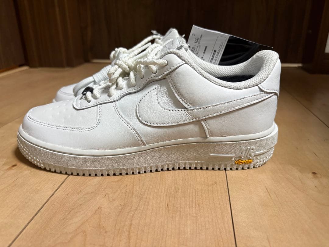 [新品] NIKE エアフォース1 GTX VIBRAM ホワイト