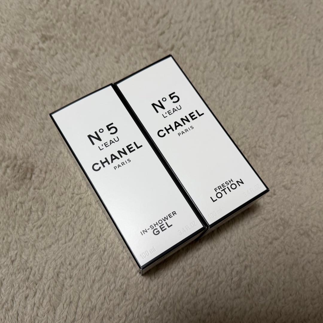 CHANEL N°5 ロー フレッシュローション & インシャワージェル セット