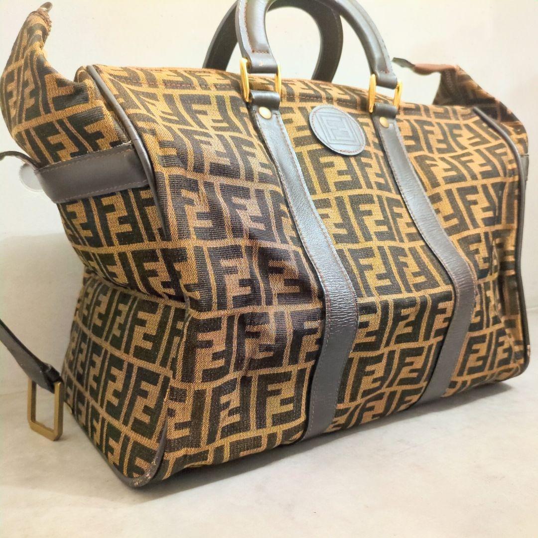 FENDI フェンディ ボストンバッグ ズッカ柄 大容量 キャンバス レザー