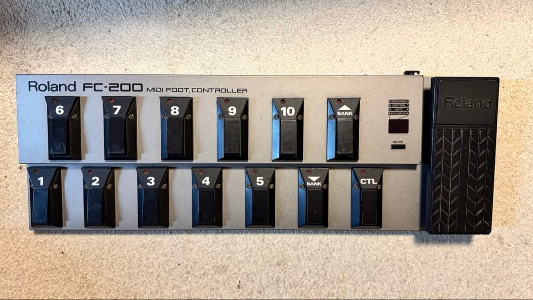 Roland FC-200 MIDIフットコントローラー