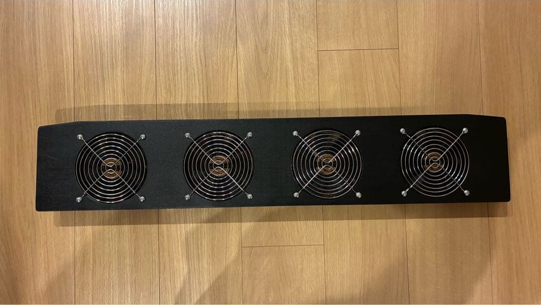 【タウンエース/他】換気ファン 窓はめ込み式 USB電源 換気扇 車中泊用 タウンエース/他】換気扇 換気ファン 窓はめ込み式 車中泊 USB電源