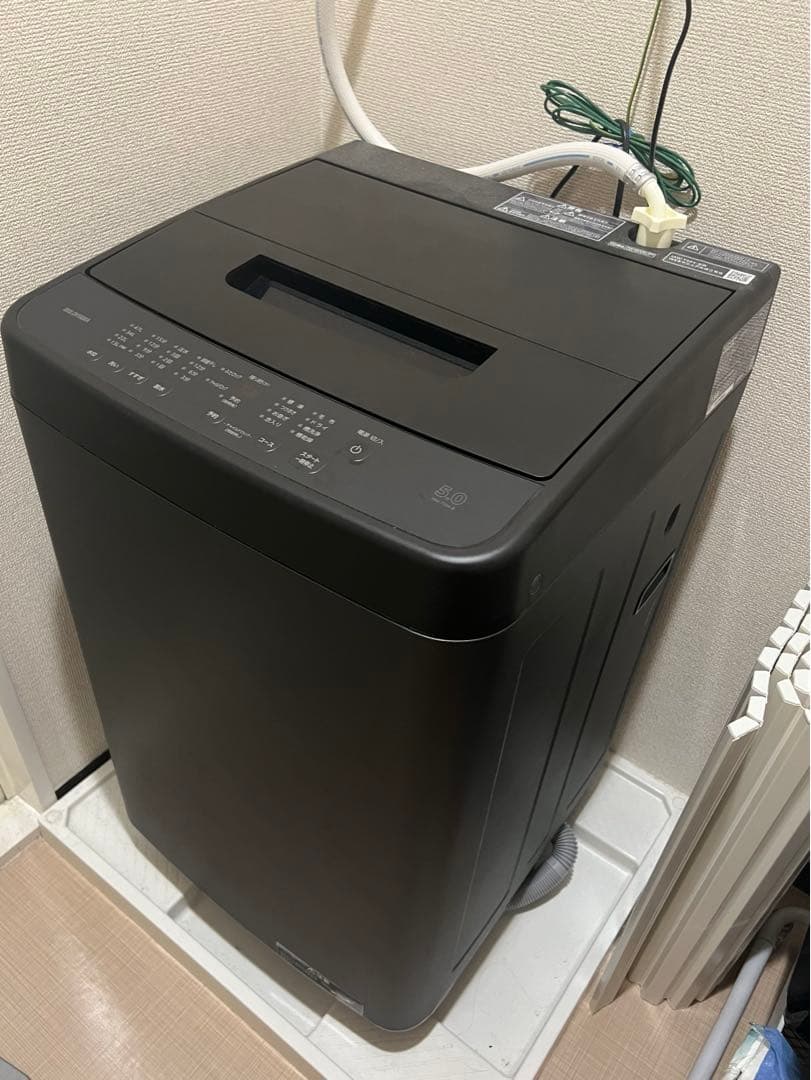 アイリスオーヤマ　ブラック 縦型洗濯機 5kg