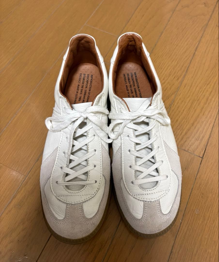 REPRODUCTION OF FOUND ジャーマントレーナー　26