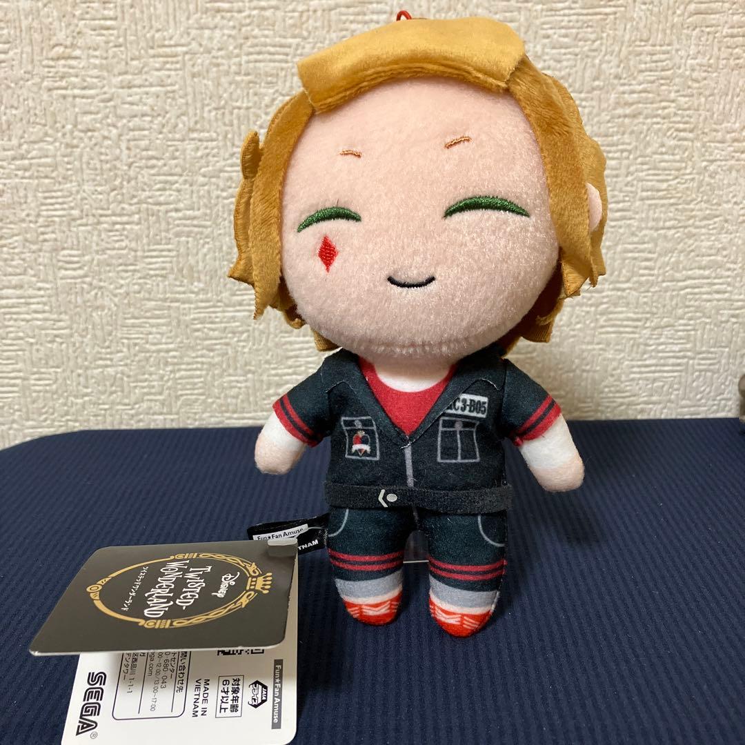 ツイステ ケイト・ダイヤモンド エクストラ運動着ぬいぐるみ - メルカリ