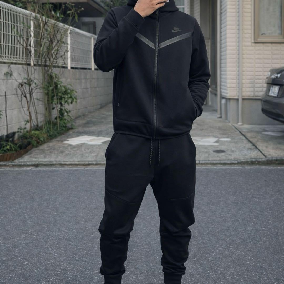 NIKE テックフリース　セットアップ　黒