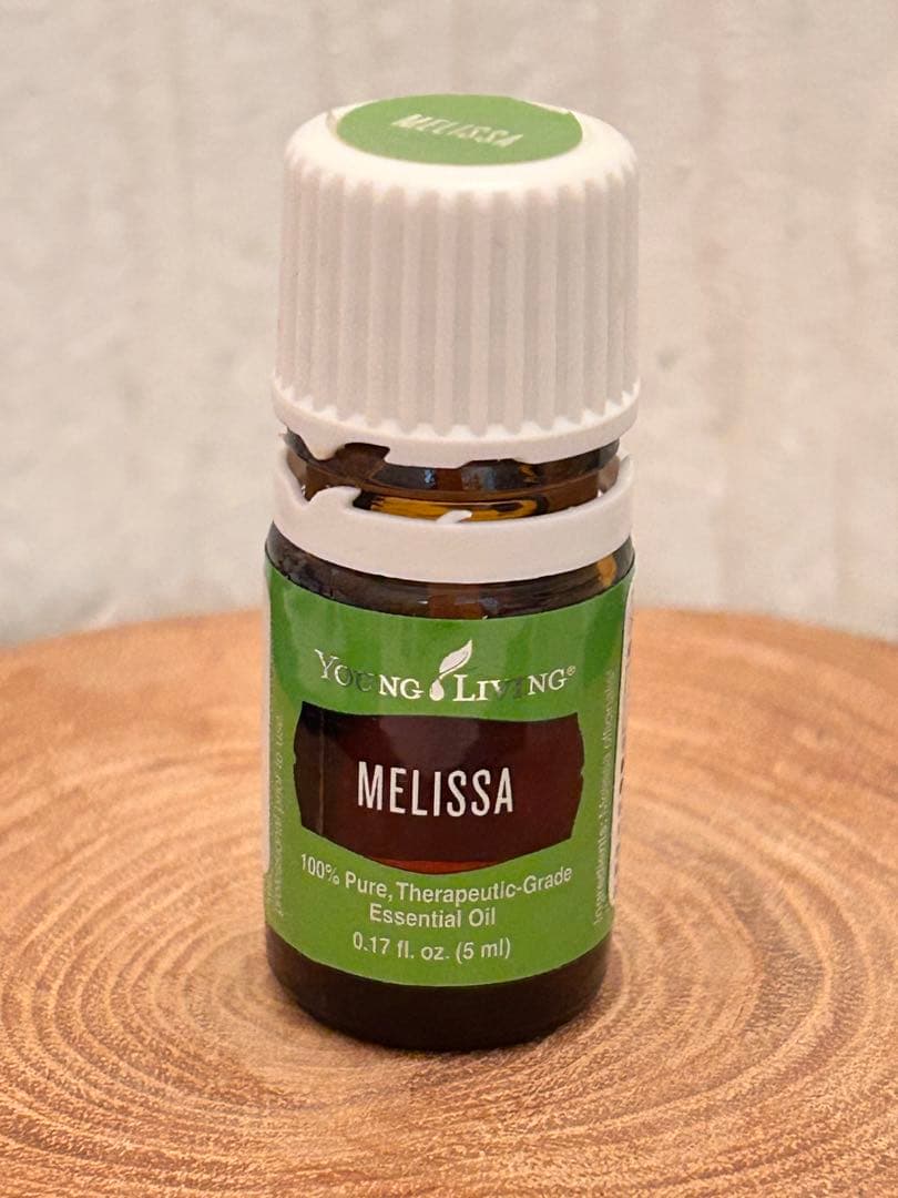 希少メリッサ ヤングリヴィング社　最高級エッセンシャルオイル