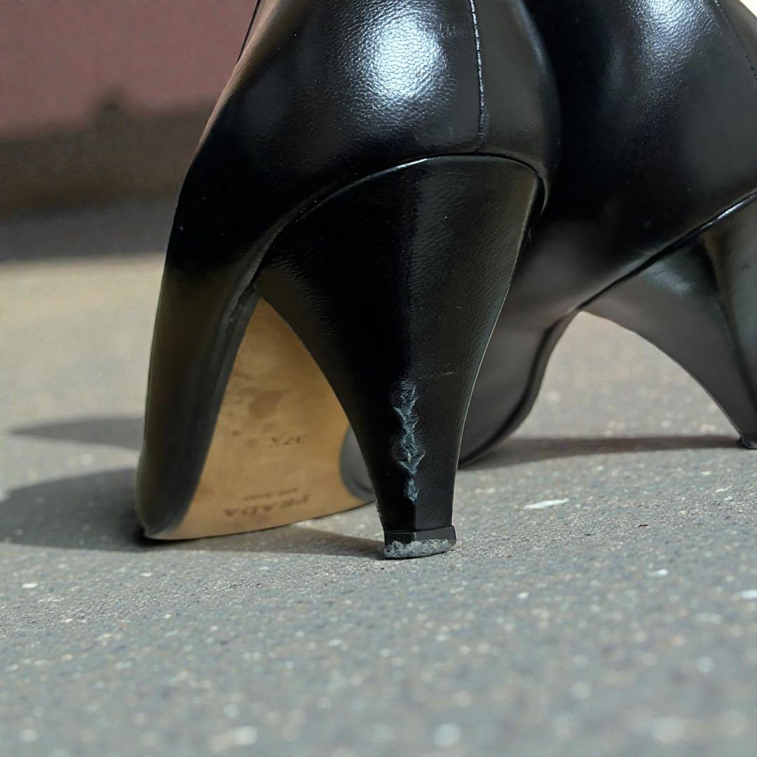 PRADA プラダ レザーパンプス ポインテッドトゥ 黒 37.5 24.5 - メルカリ