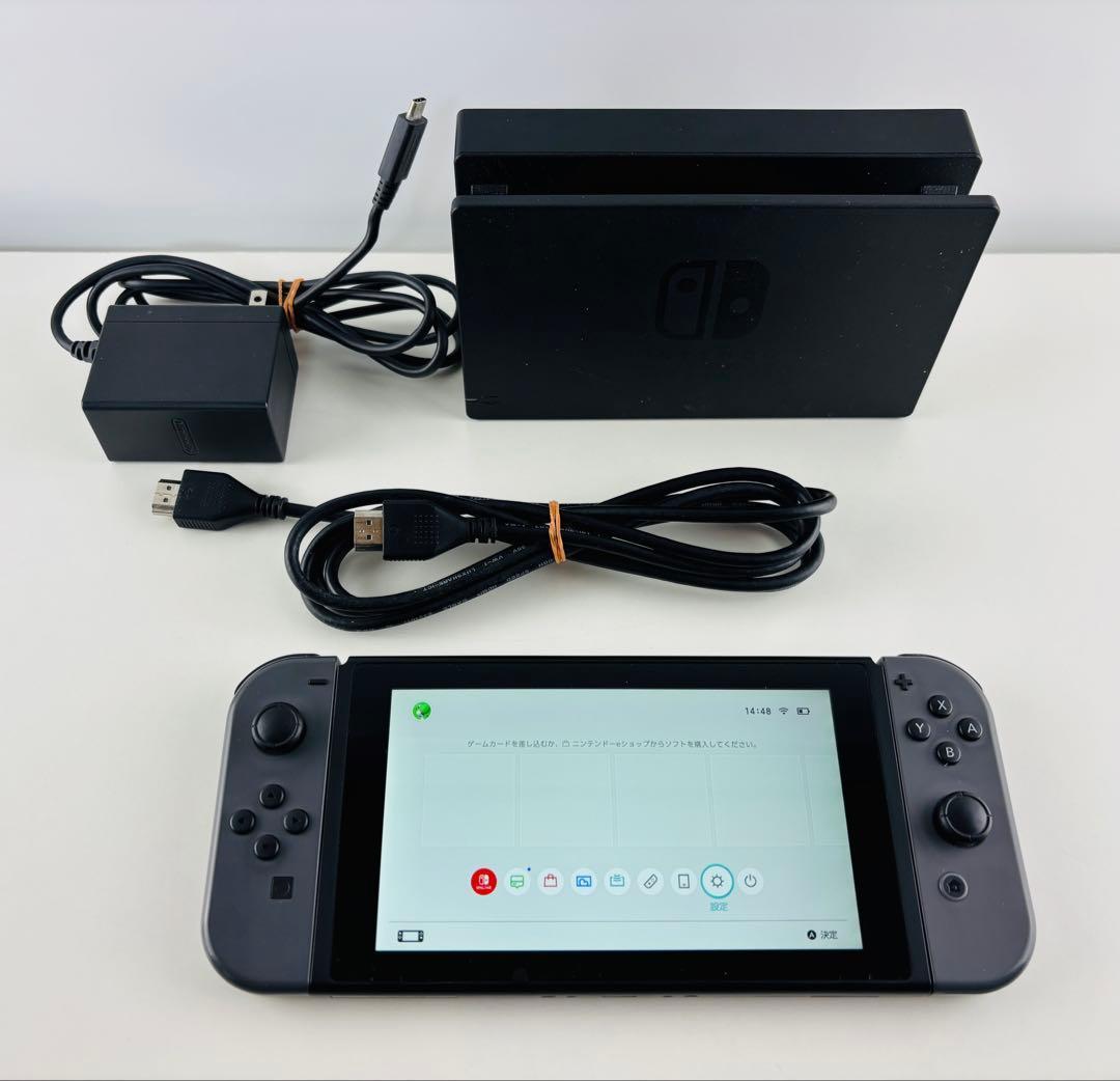 美品 ニンテンドー スイッチ グレー 本体 swich 完備品